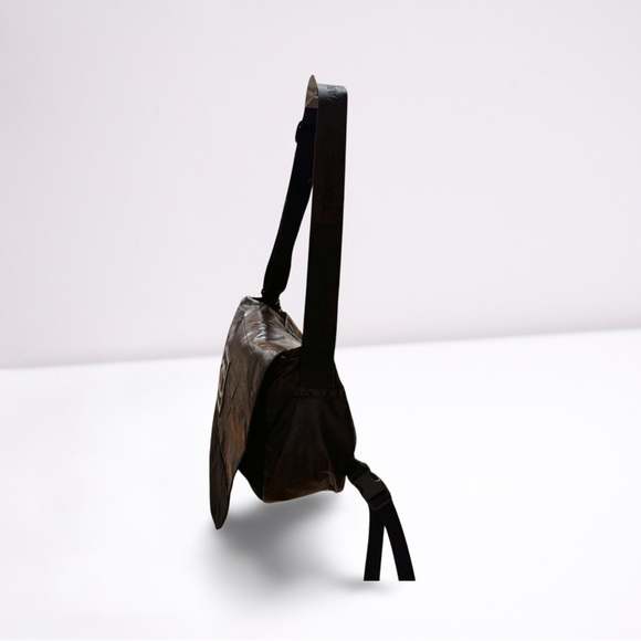 Chanel XL Black Sports Logo Messenger Bag - Picture 3 of 10